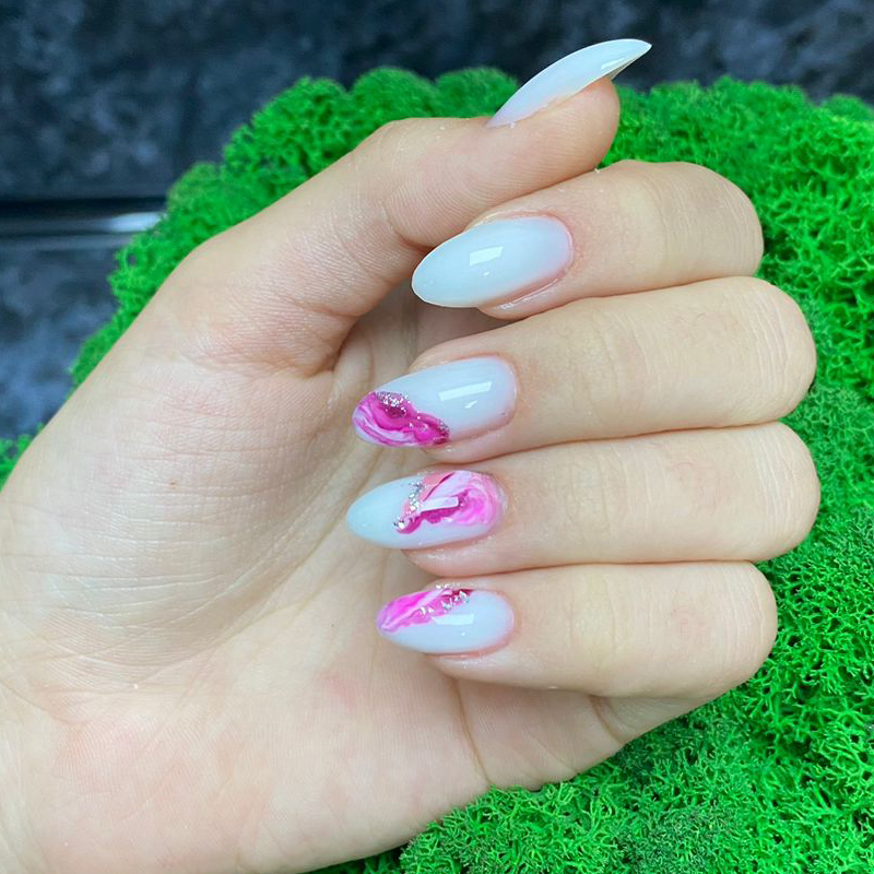 Наращивание ногтей