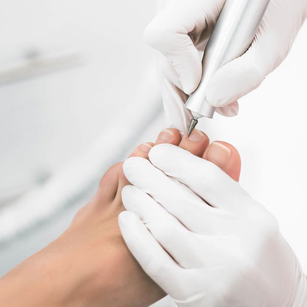 Педикюр гигиенический (обработка стопы и пальцев)