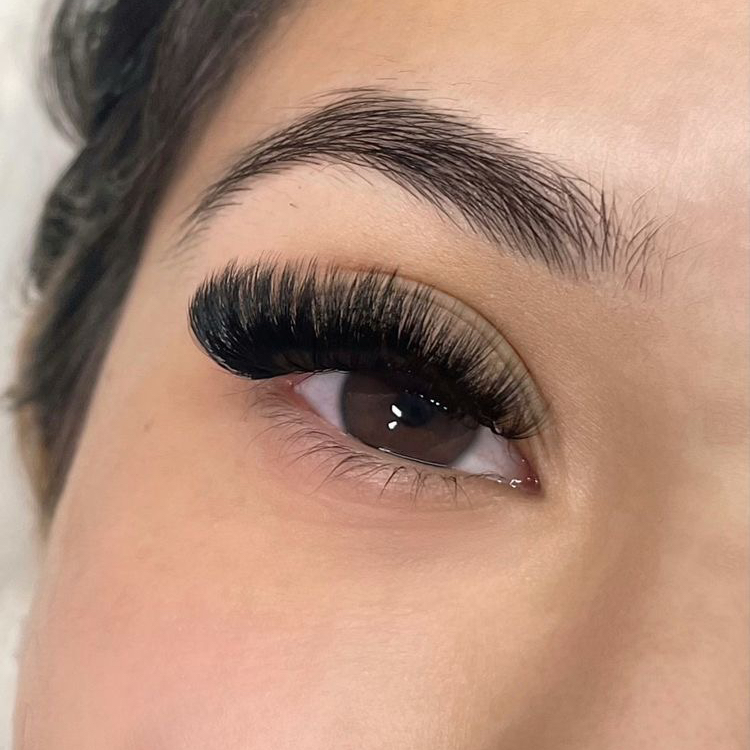 Наращивание ресниц 5-6д мега обьем