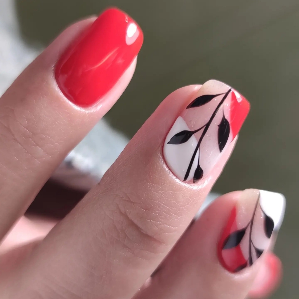 Маникюр с покрытием гель-лак