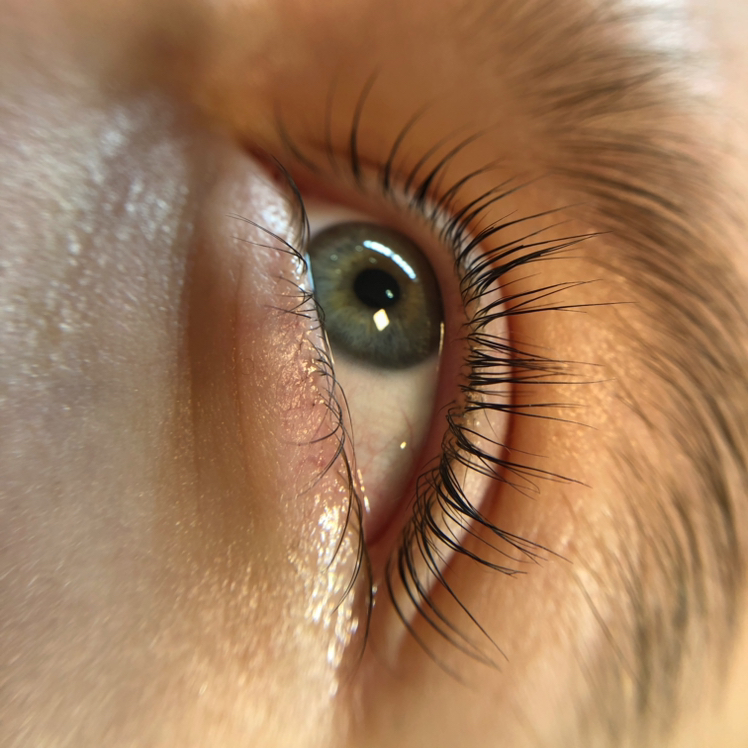 Ламинирование ресниц