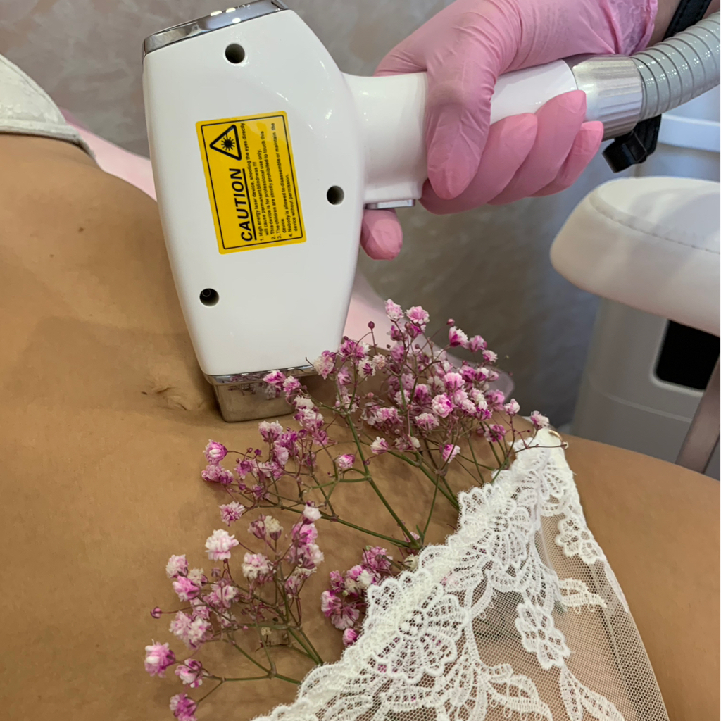 Бикини глубокое