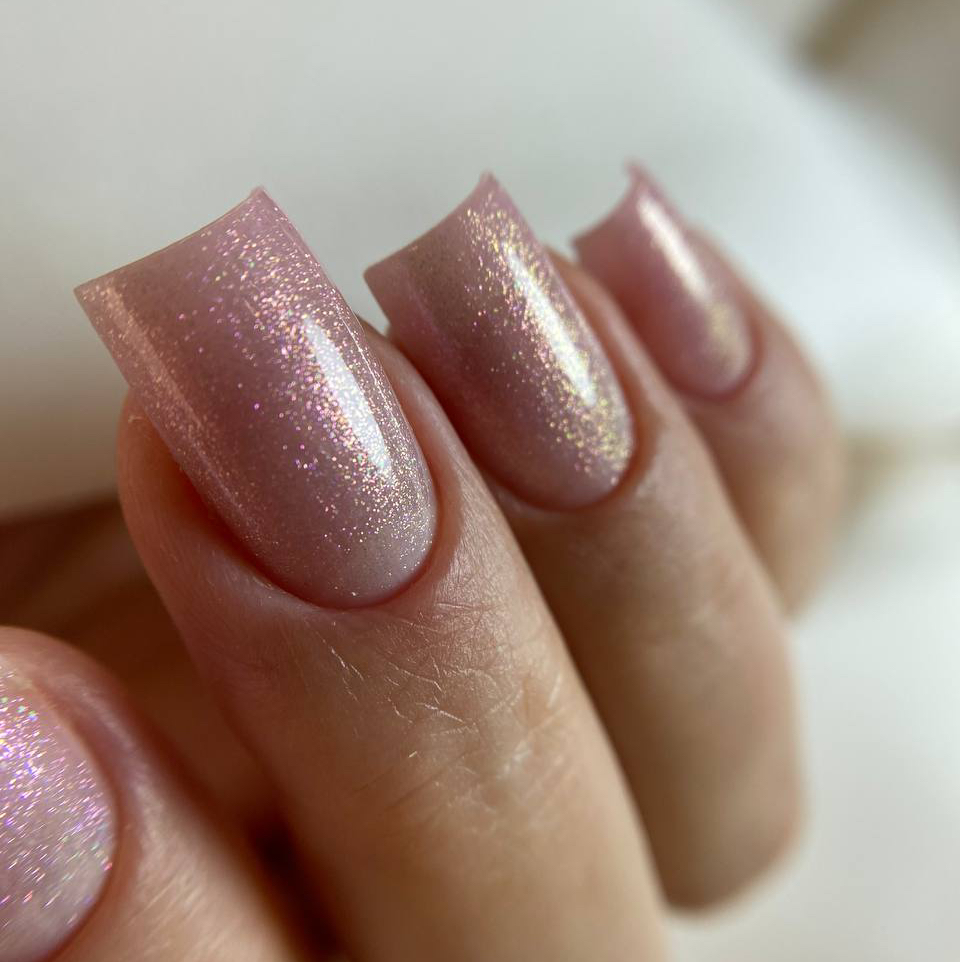 Наращивание ногтей с покрытием