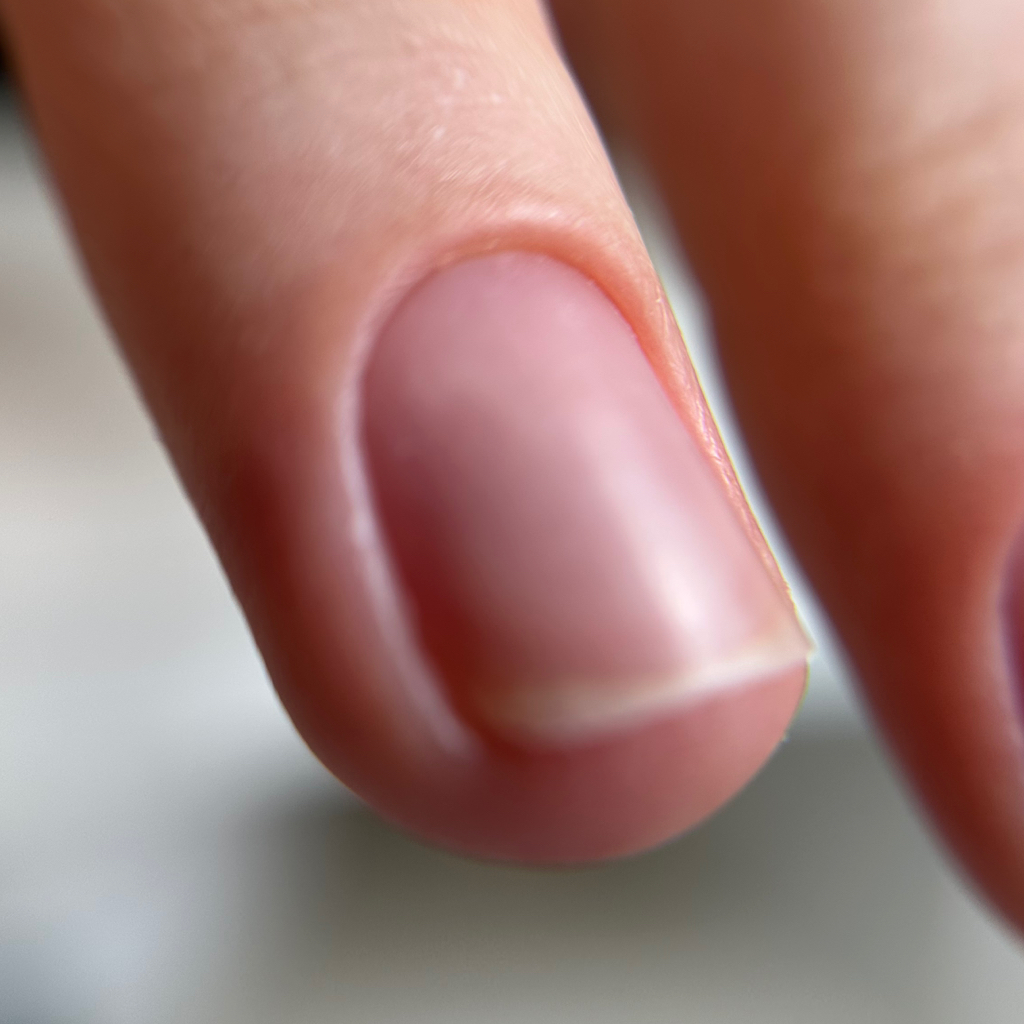 Маникюр без покрытия