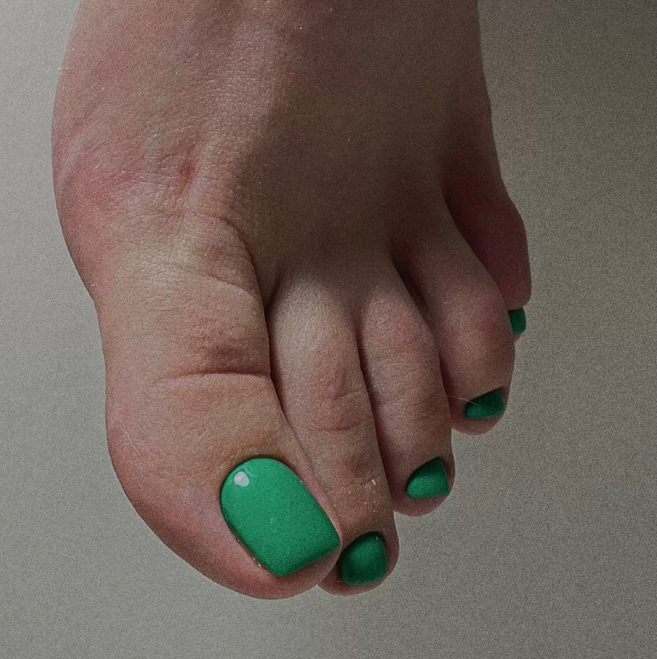 Педикюр с покрытием гель-лак