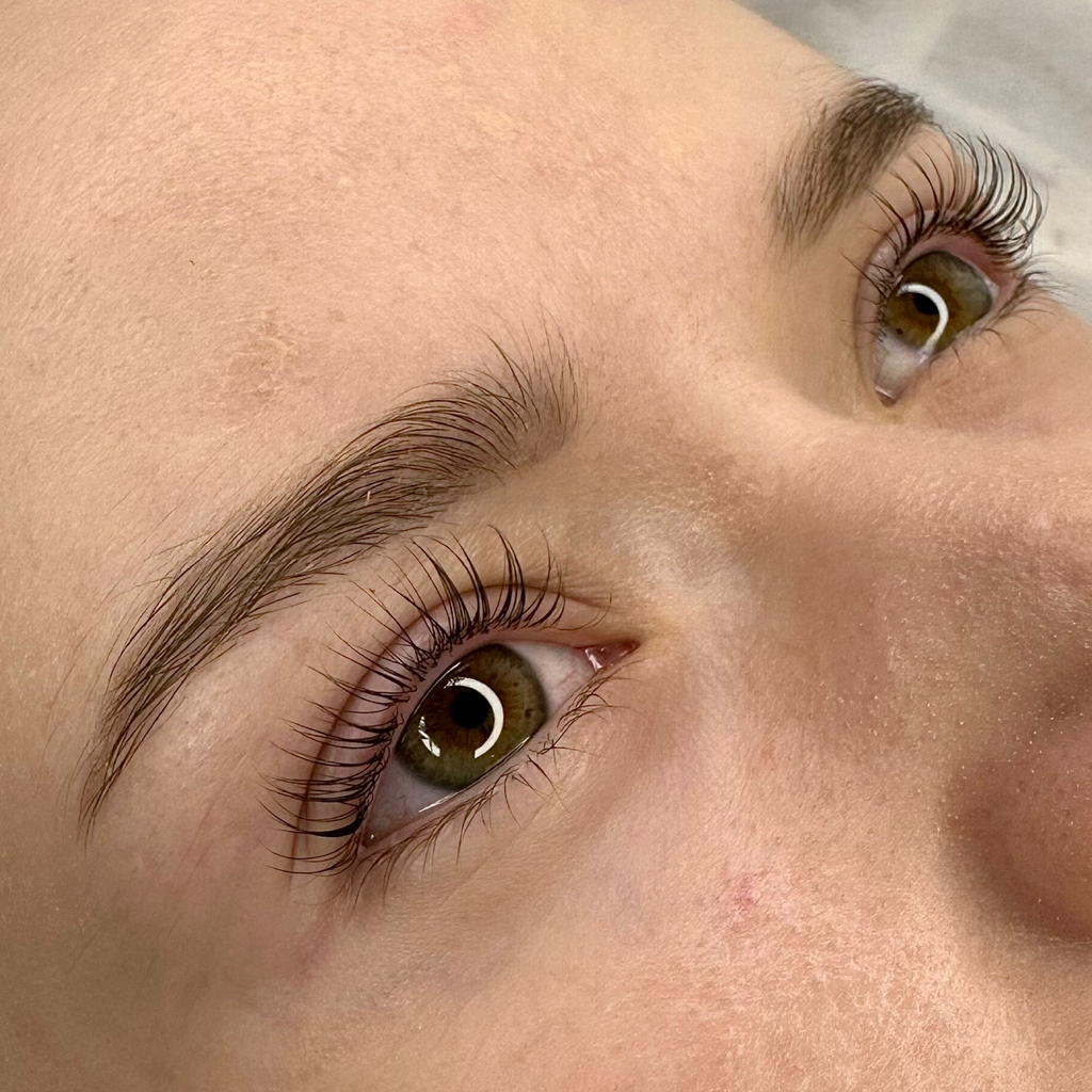 Окрашивание ресниц