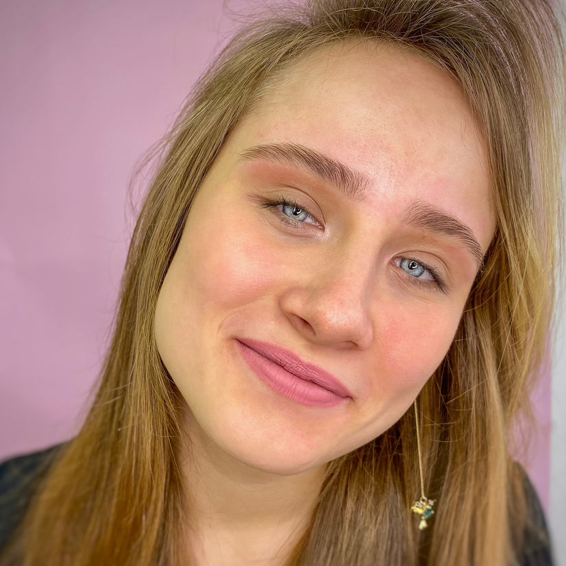 Ламинирование бровей  (с окрашиванием и коррекцией)