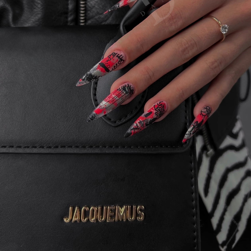 Наращивание ногтей