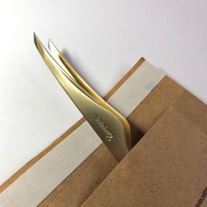 Коррекция бровей без окрашивания