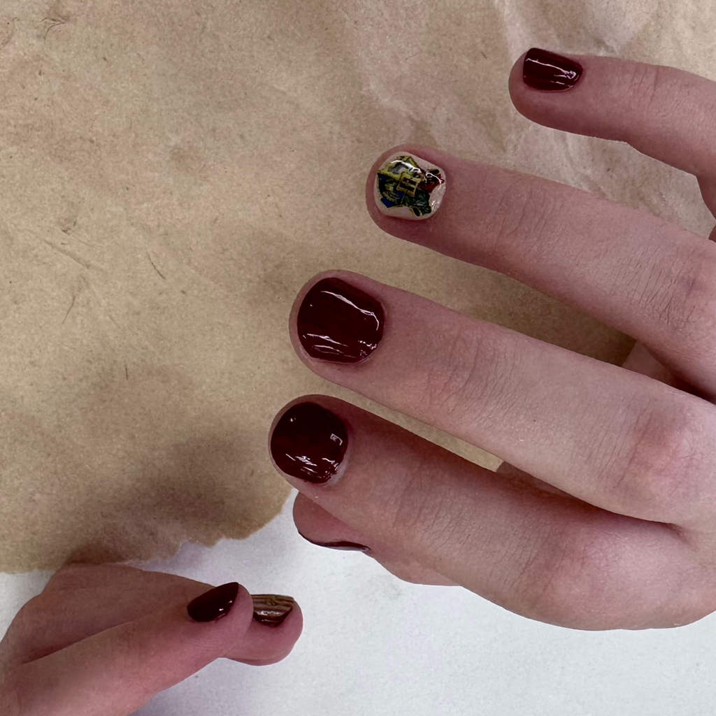 Детский маникюр