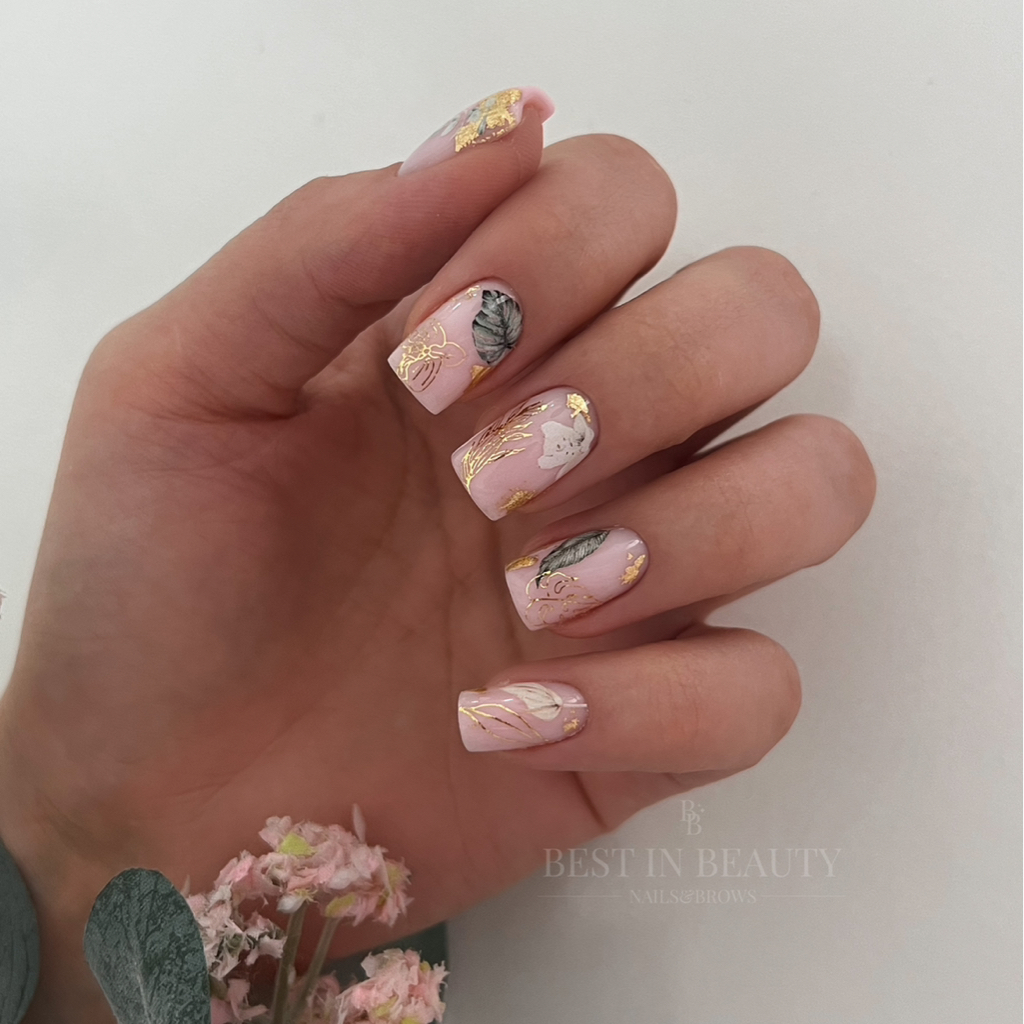 Снятие + маникюр+укрепление ногтей гелем+ дизайн LIGHT (втирка, слайдеры, блестки)