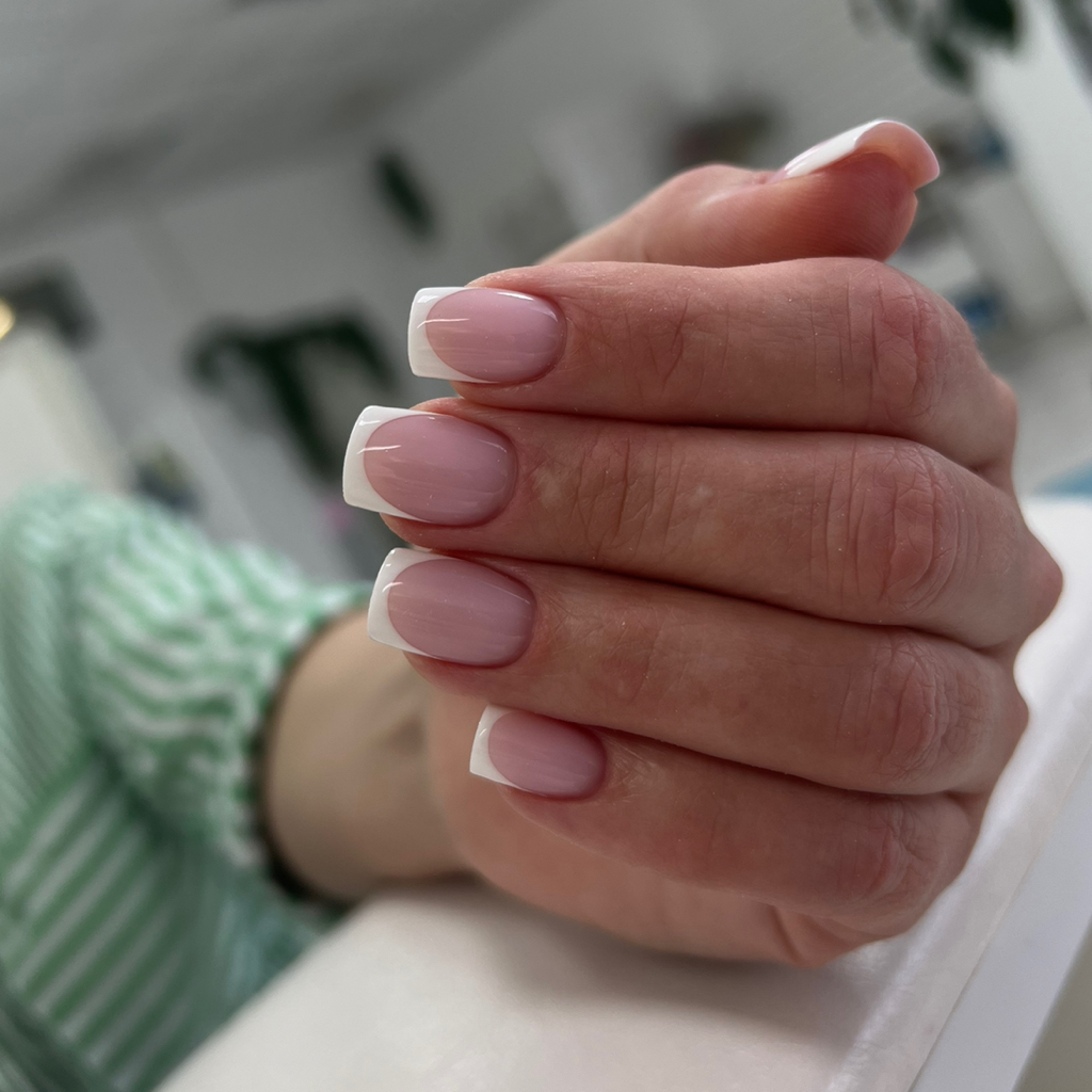 Снятие + маникюр + укрепление гелем дизайн PREMIUM (градиент, френч, стемпинг)