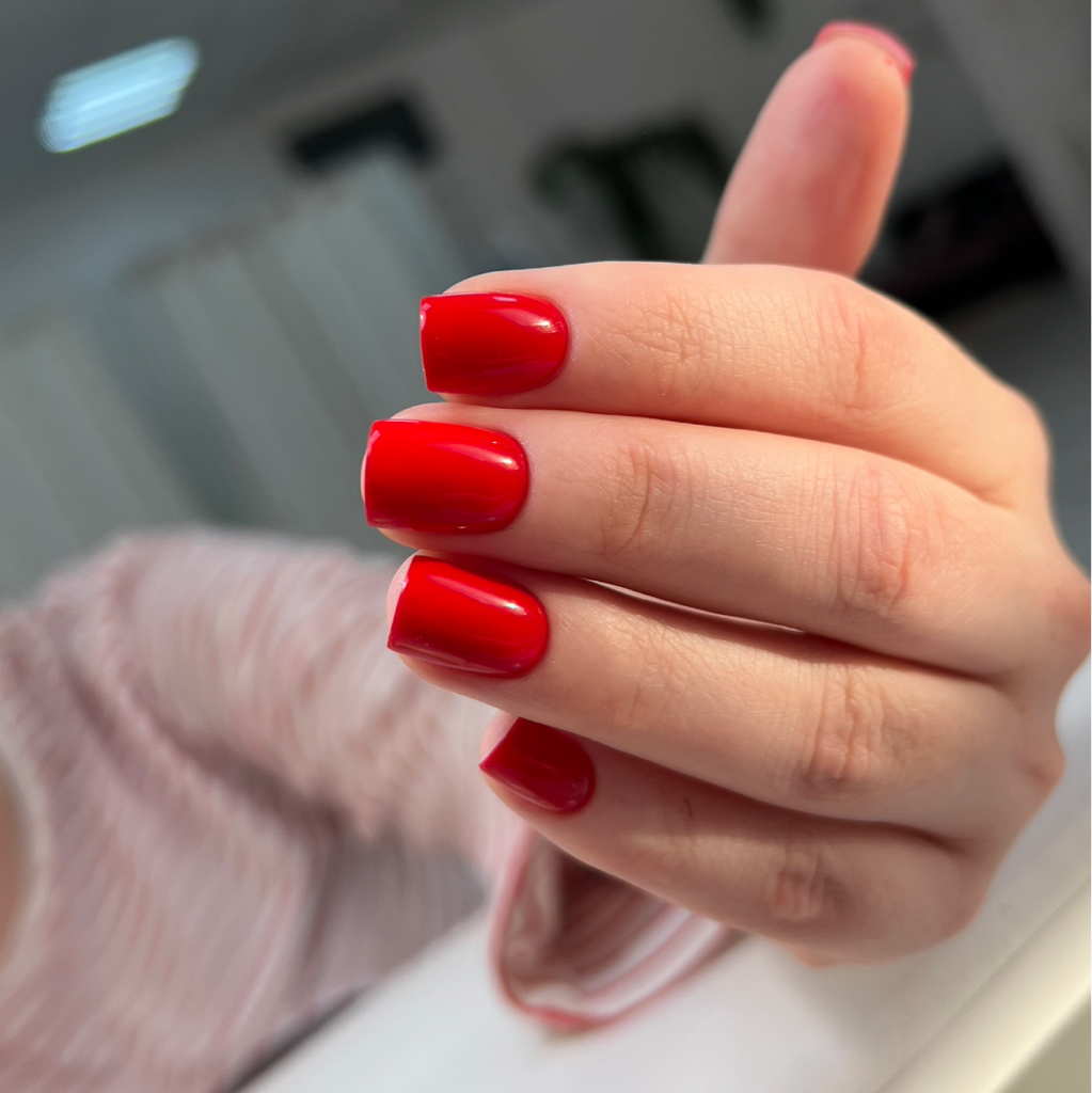 Снятие + маникюр + укрепление гелем в один тон