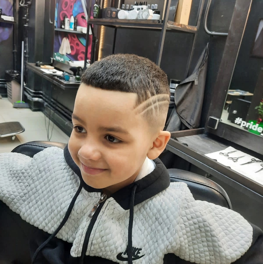 Детская стрижка  ( с 8 до 12 лет)