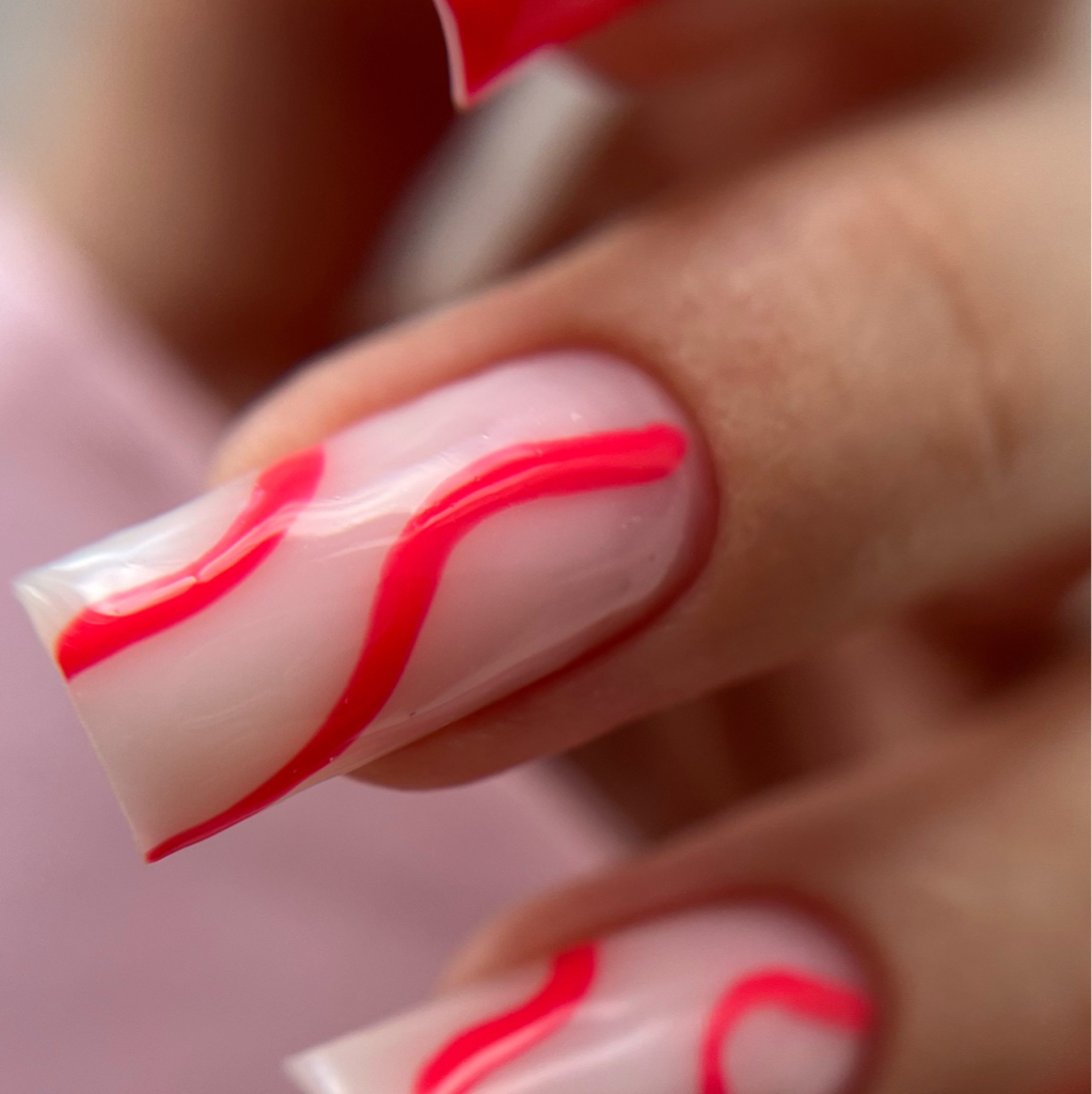 Маникюр «MAXI»