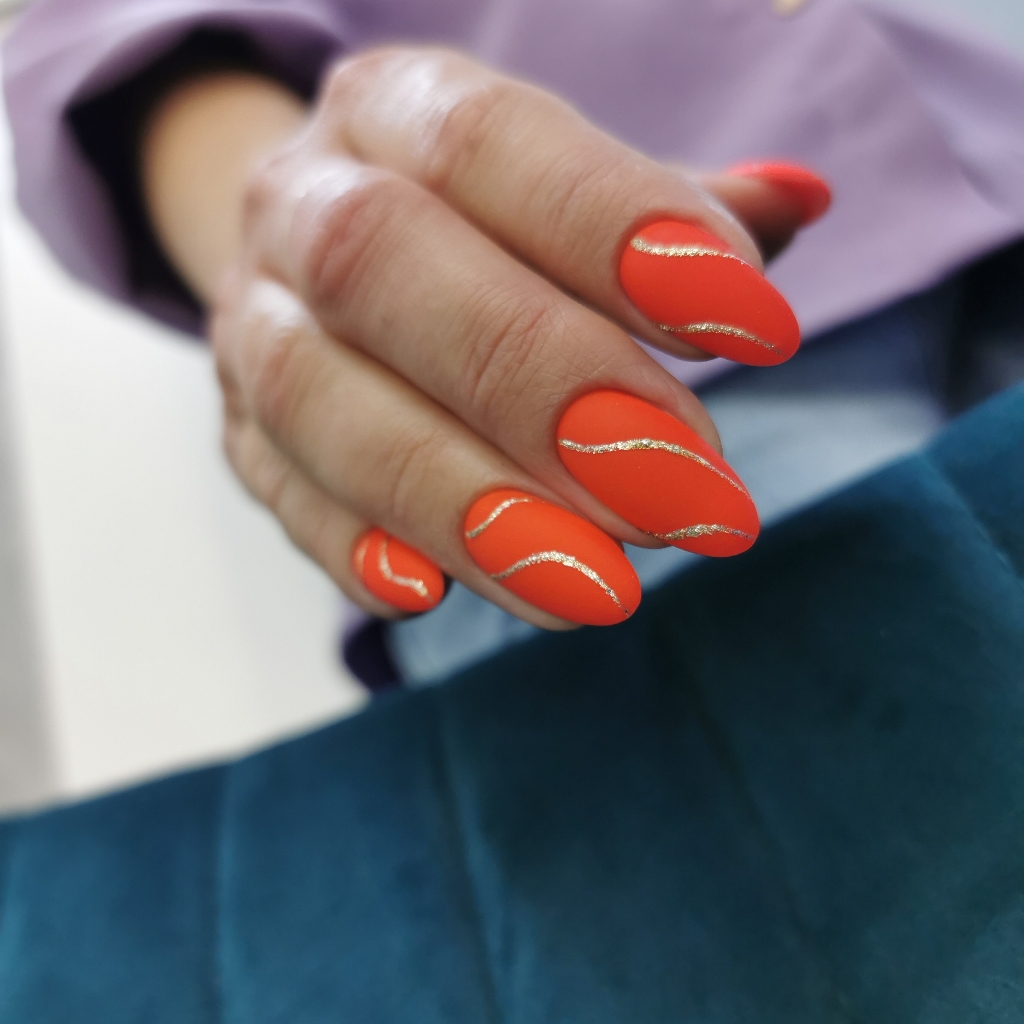 Наращивание ногтей