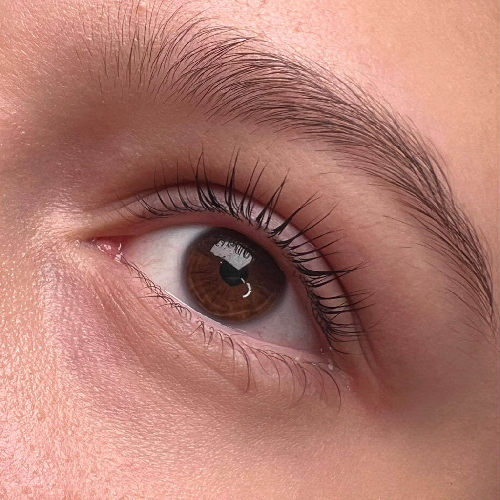 Окрашивание ресниц