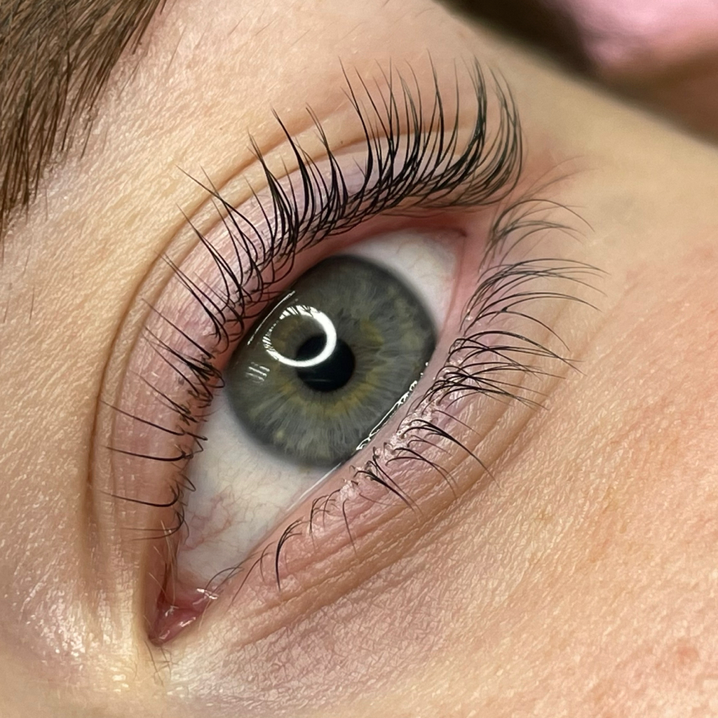 Ламинирование ресниц