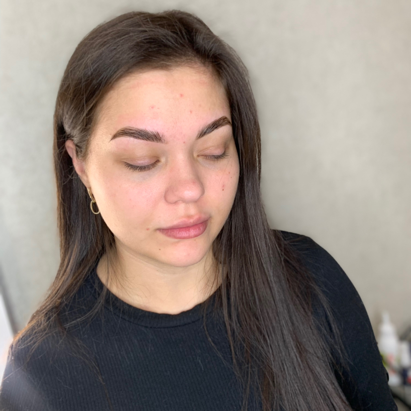 Долговременная укладка бровей