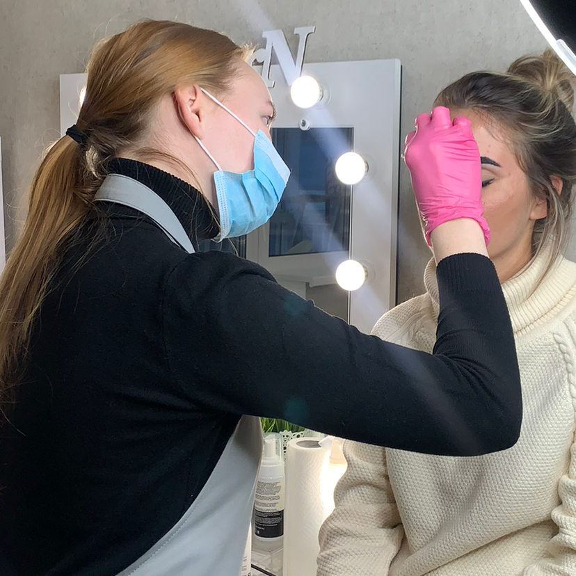 Оформление бровей без окрашивания