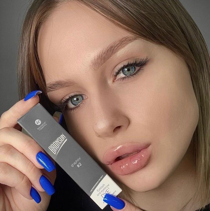 Полное оформление бровей (Окрашивание (хна/краска) + коррекция (воск/пинцет)