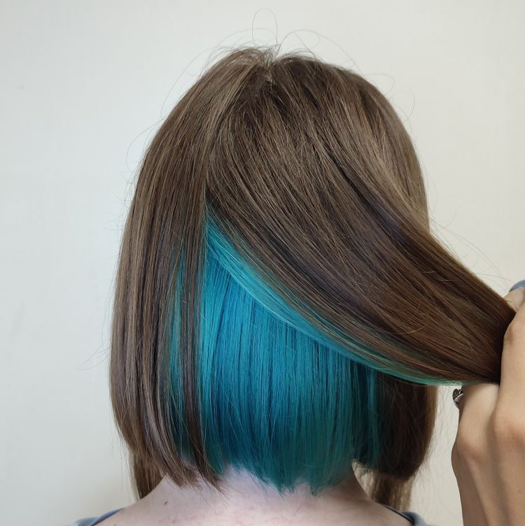 скрытое окрашивание, отдельные пряди| стоимость зависит от длины и густоты волос