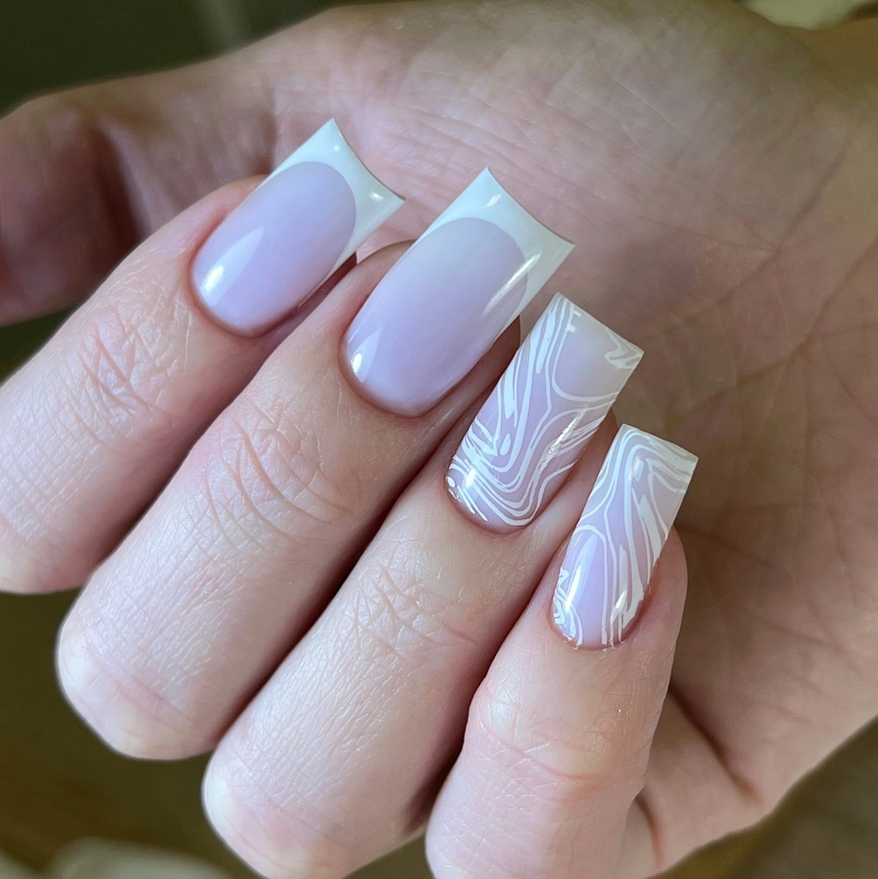 Маникюр френч