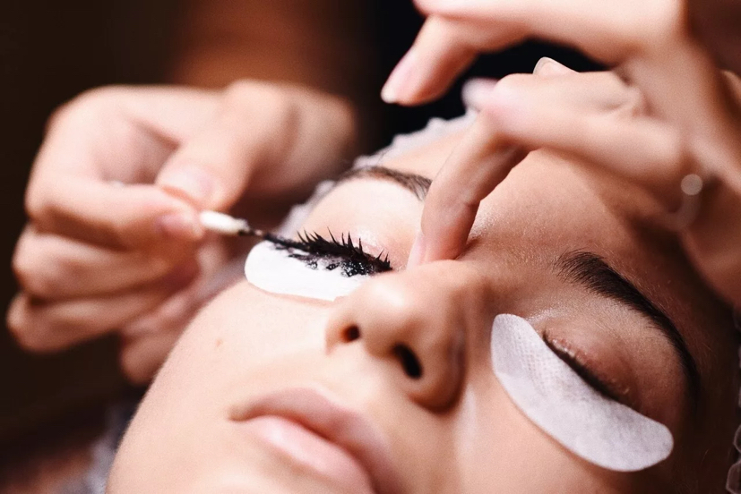 Окрашивание(ресницы)