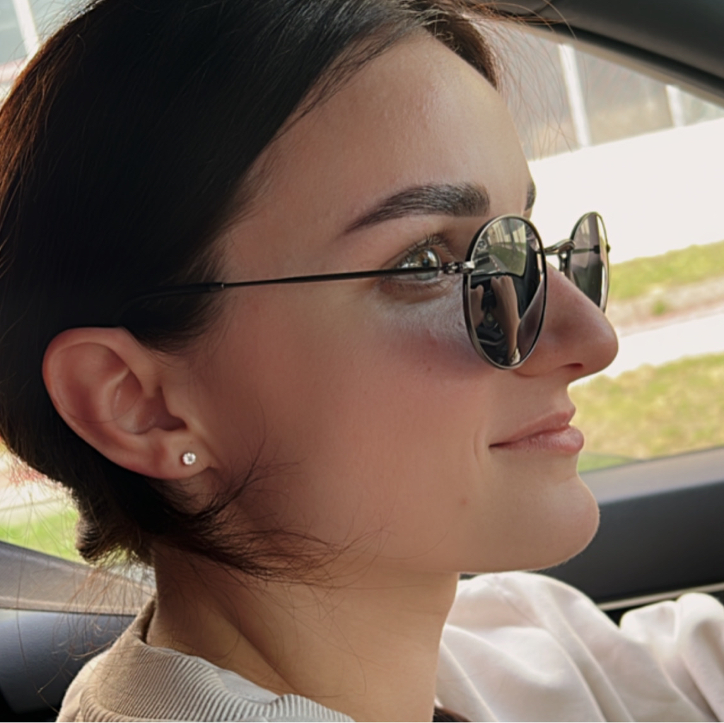 Коррекция и окрашивание бровей(краска,хна). Ламинирование бровей  Депиляция лица