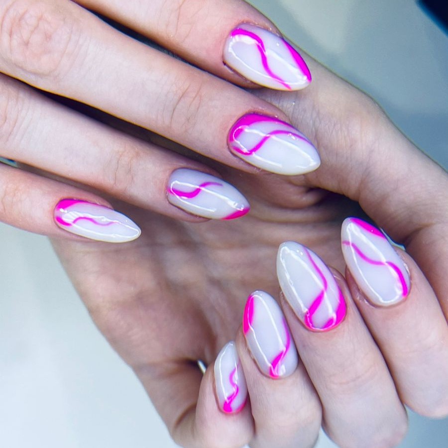 Маникюр с покрытием гель-лак