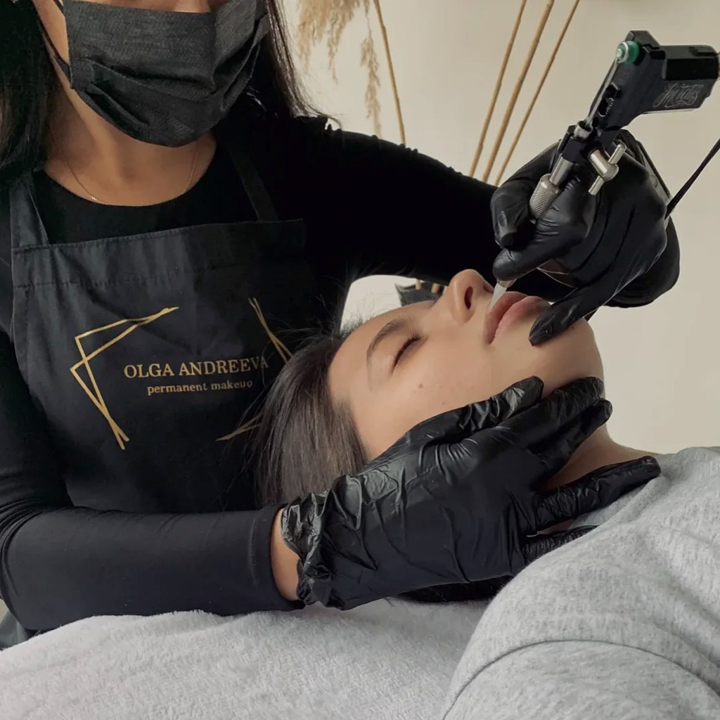 Обновление (рефреш) перманентного макияжа через 1,5-2 года