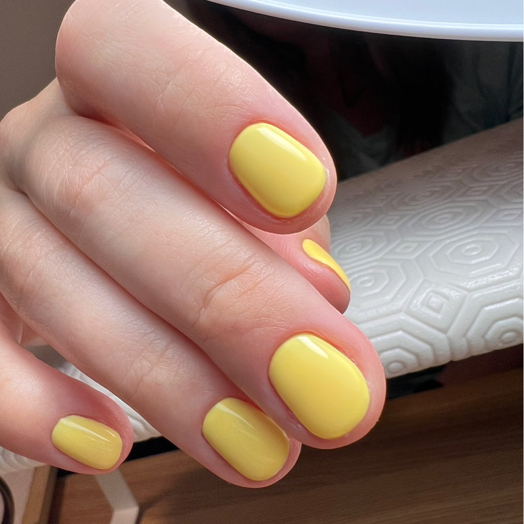 Manicure with gel polish cover / Манікюр з покриттям гель лак, включаючи ремонт чи укріплення
