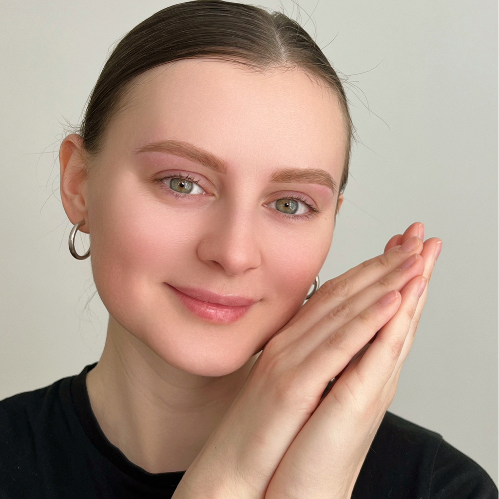 Осветление бровей