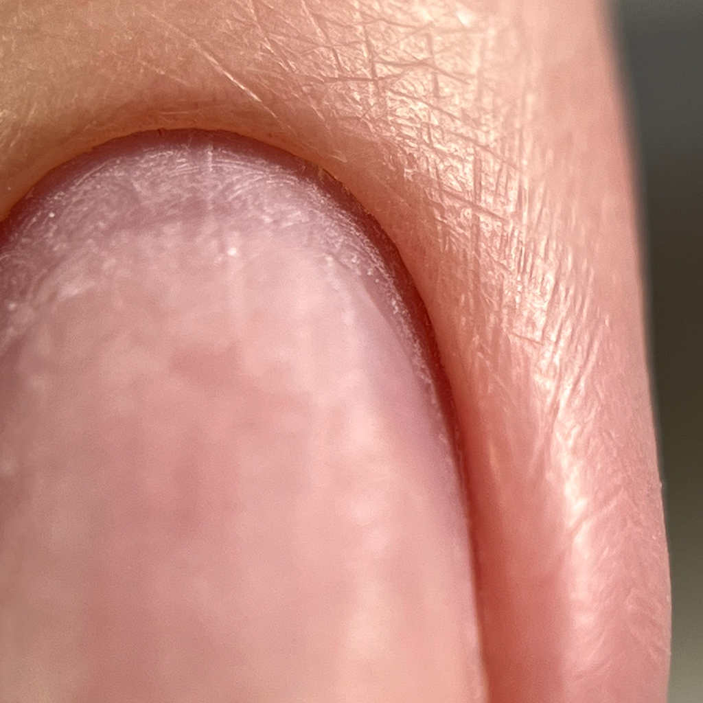 Маникюр(без покрытия)