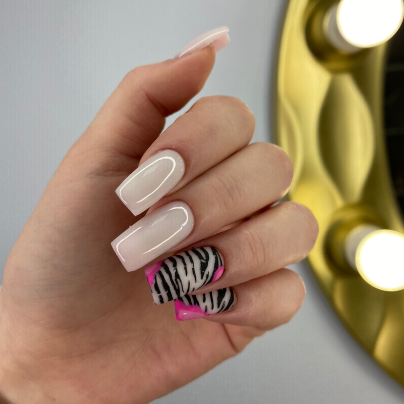 Маникюр + наращивание ногтей