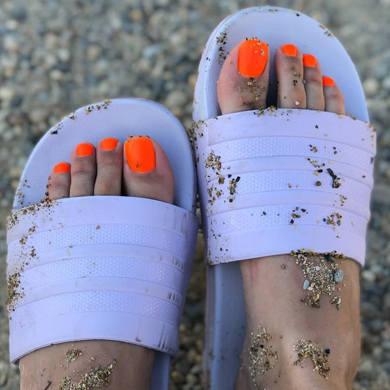 Педикюр аппаратный SMART + покрытие лаком Kinetics.