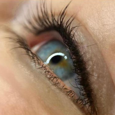 Коррекция перманентного макияжа век (Коррекция межресничек)