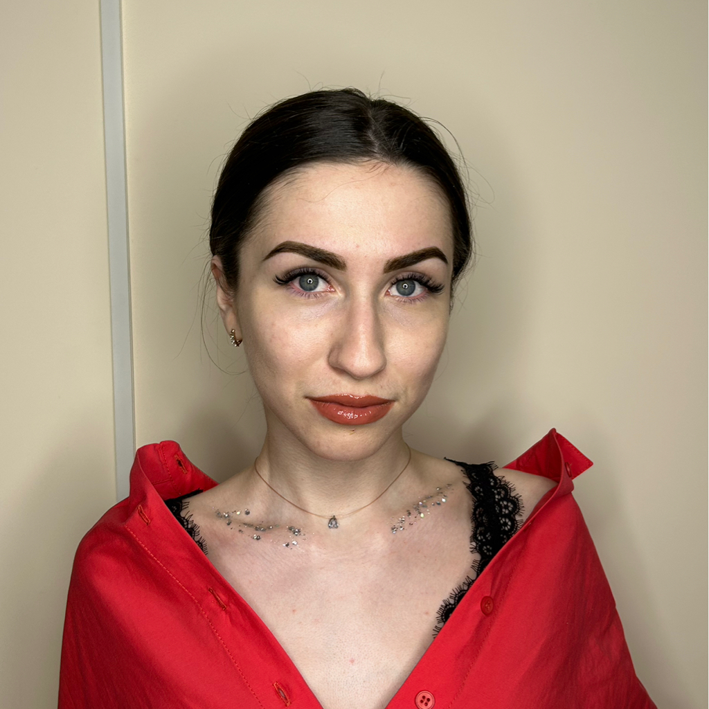 Окрашивание бровей краской