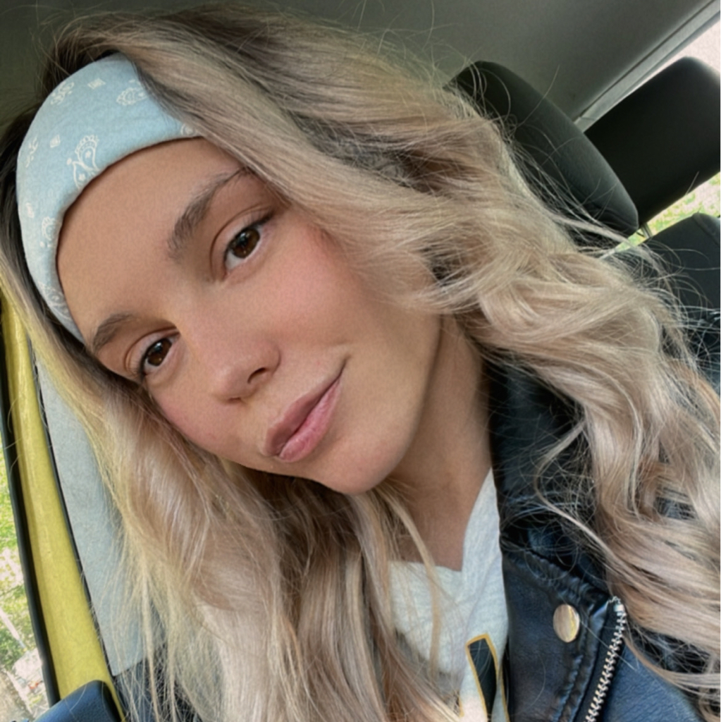 Лысак Анастасия