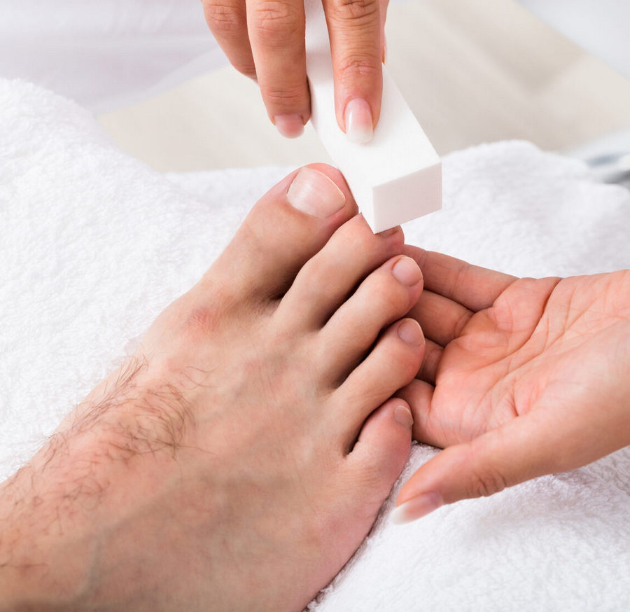 Мужской педикюр