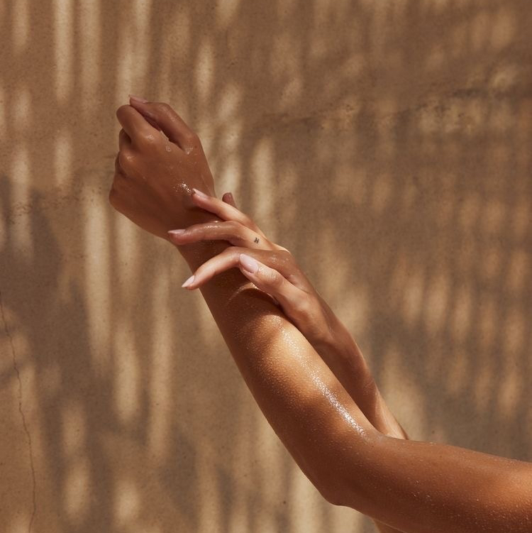 Руки полностью