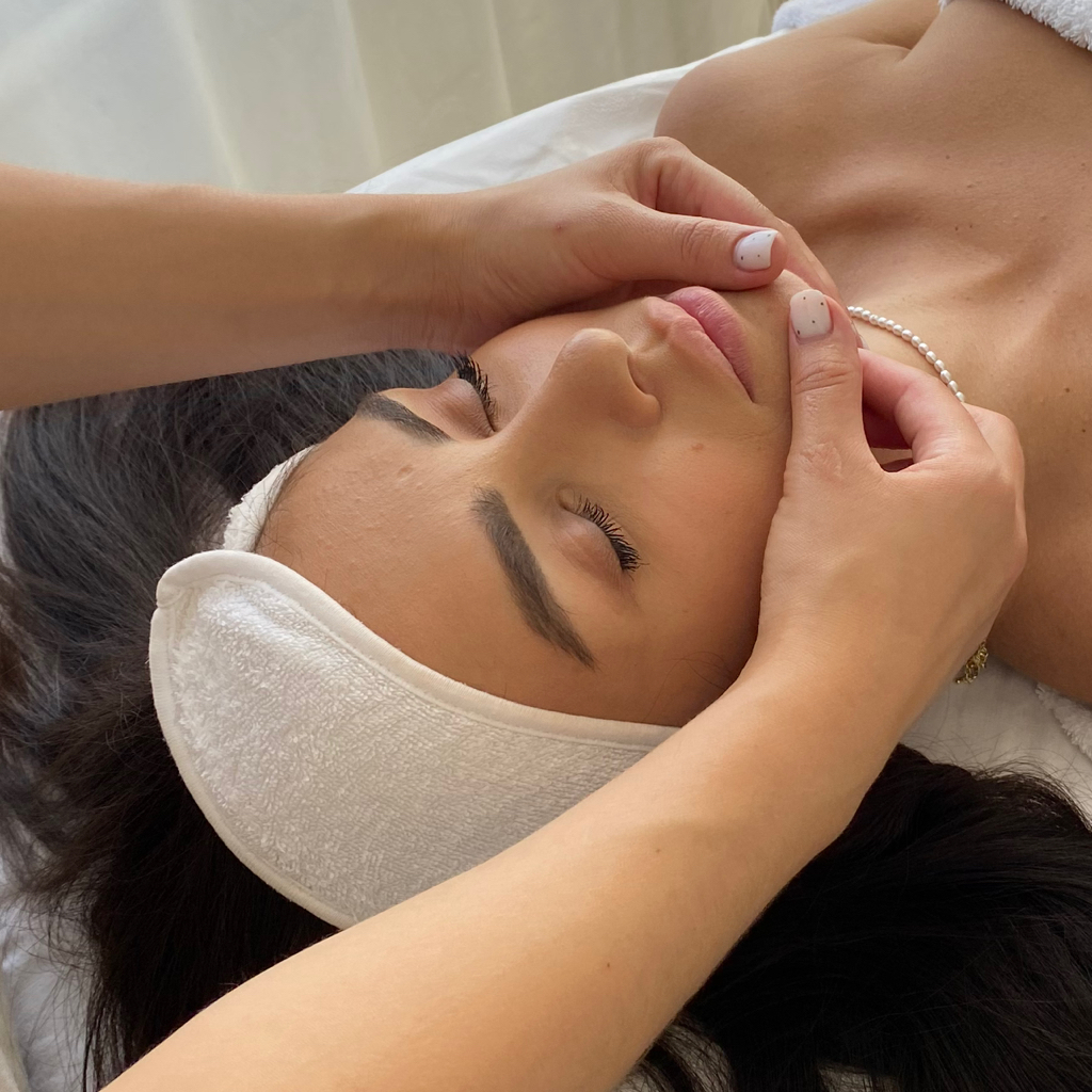 Массаж лица через тело (авторская методика)