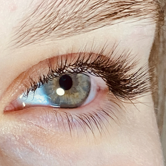 Классическое наращивание ресниц