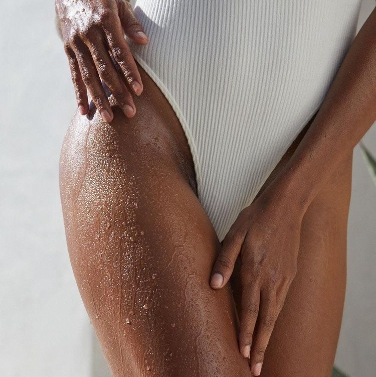 Бикини классика