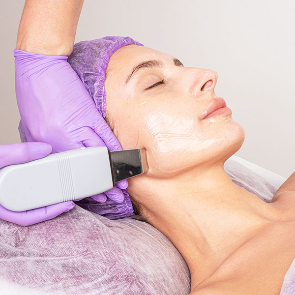 Ультразвуковая чистка лица
