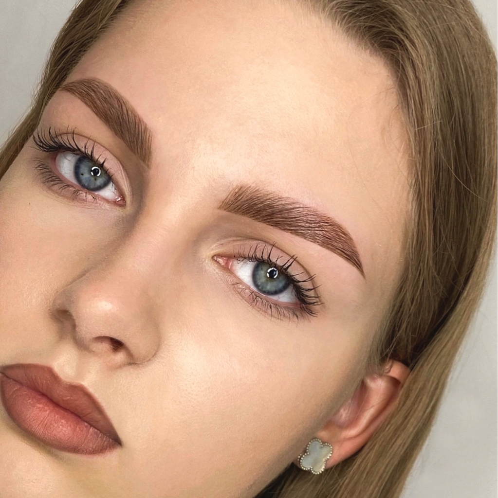 Долговременная укладка бровей + окрашивание + коррекция