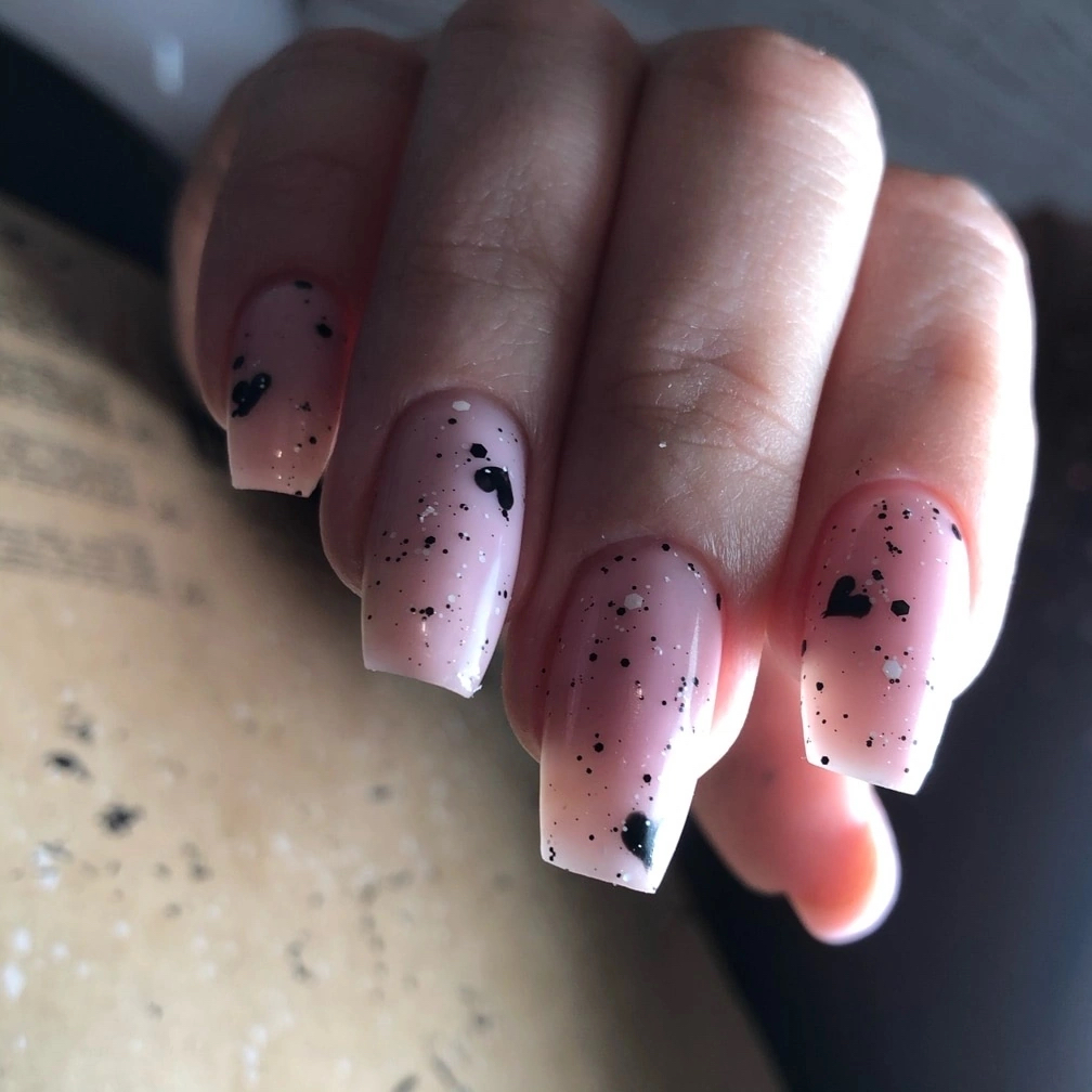 Коррекция нарощенных ногтей