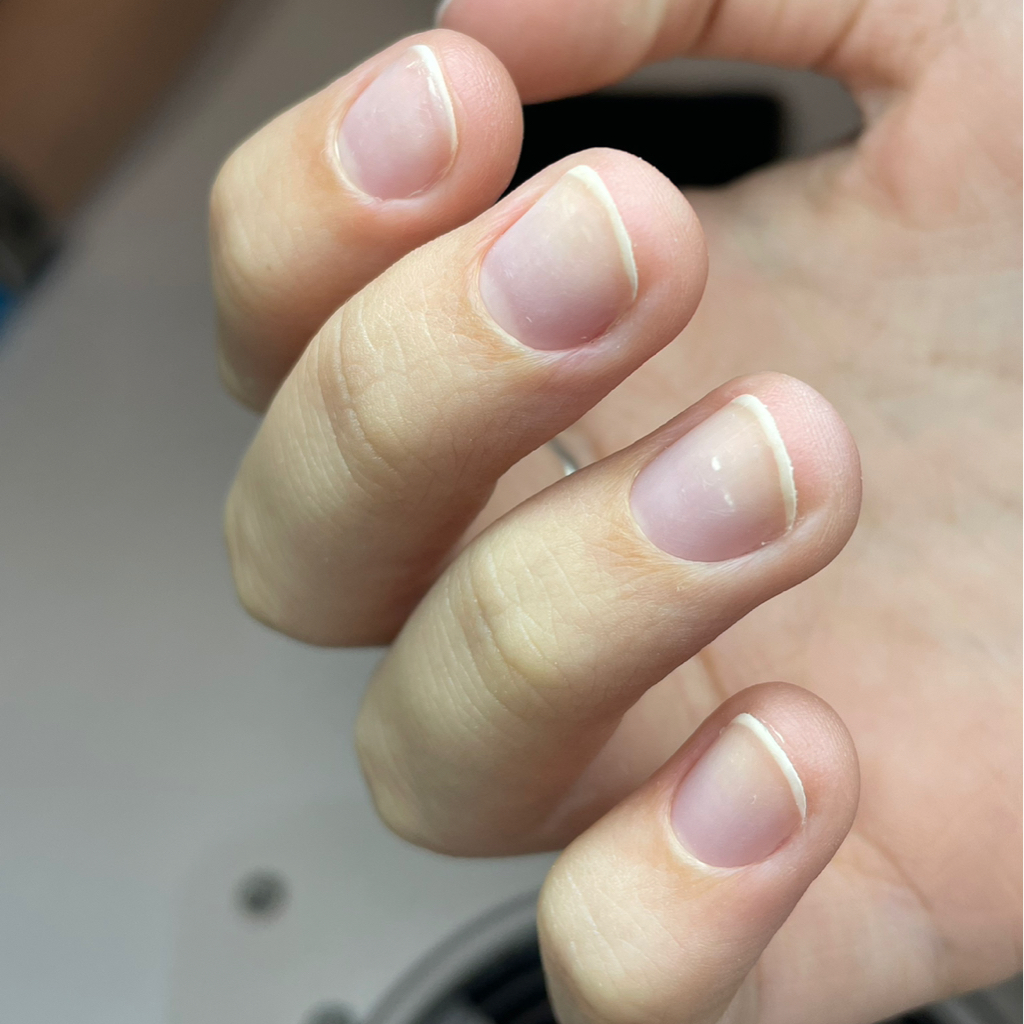 Пилочный маникюр