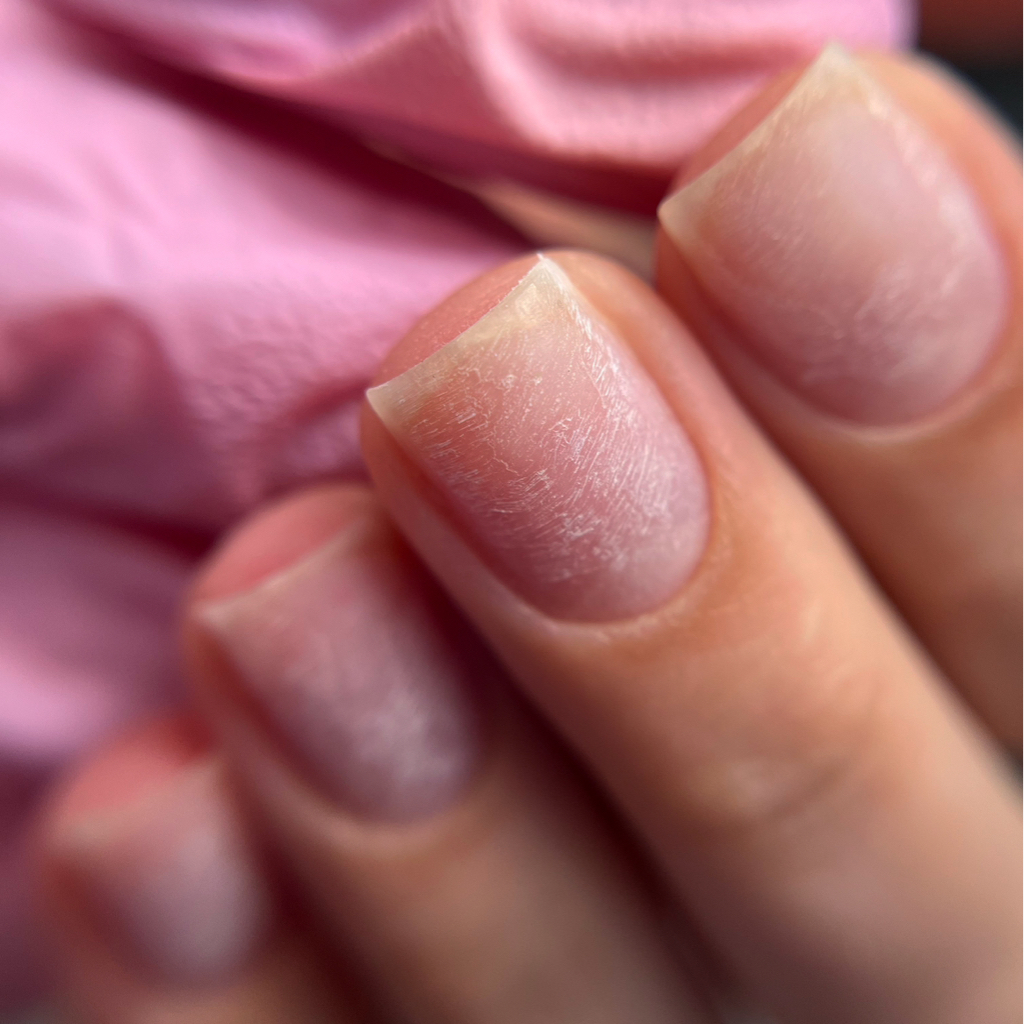 Комбинированный маникюр без покрытия