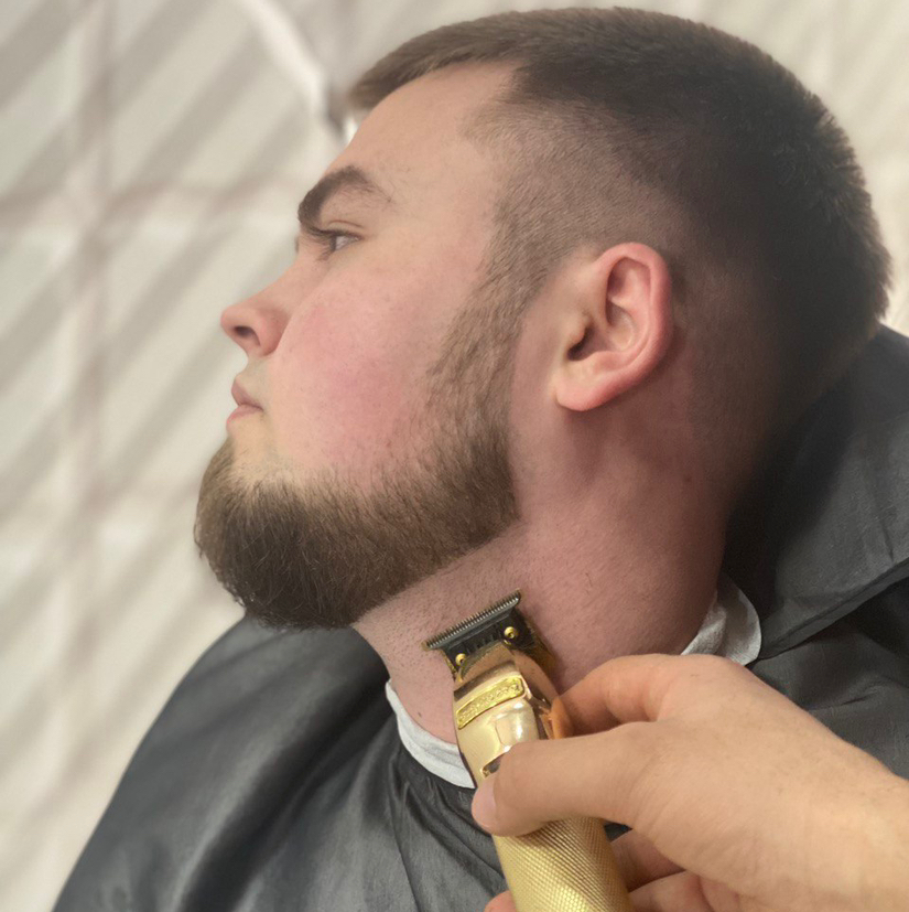 Оформление бороды и усов